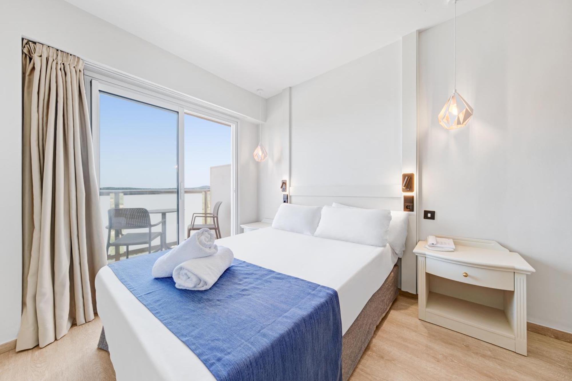 Hotel Ankaa - Adults Only Porto Cristo Δωμάτιο φωτογραφία